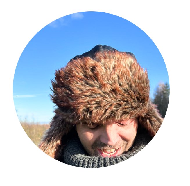 emerging artist who gained clarity and confidence through Joanna Henly’s creative mentoring program.